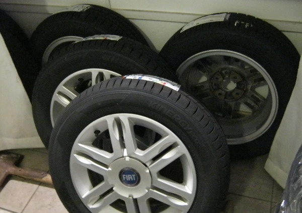 Fiat Panda cena 10900 przebieg: 94000, rok produkcji 2005 z Biała małe 172